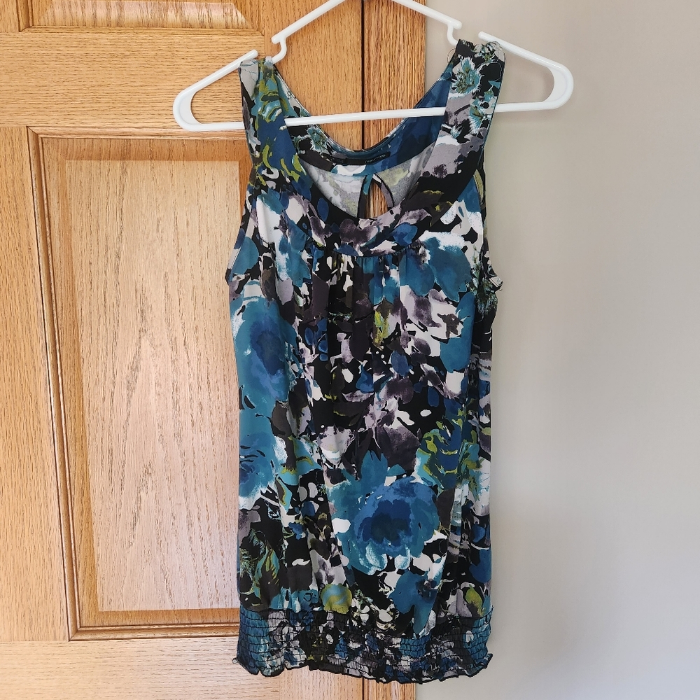 Maurices Tank